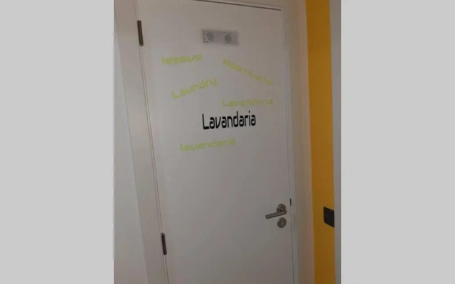 Ria Center Apartment - Left