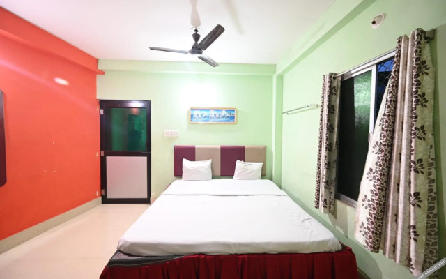 Goroomgo Nilachal Nibas Swargadwar Puri