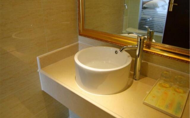 Vienna Hotel Shanghai Puong Jinqiao Park