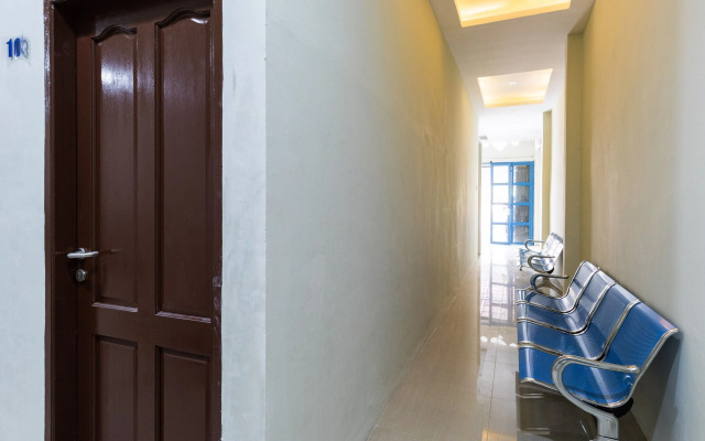 RedDoorz near Medan Amplas