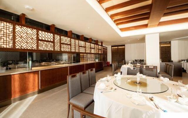 Beijing Placid Lake Resort Hotel