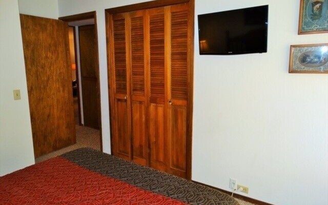 Mammoth S #136 2 Bedroom Condo