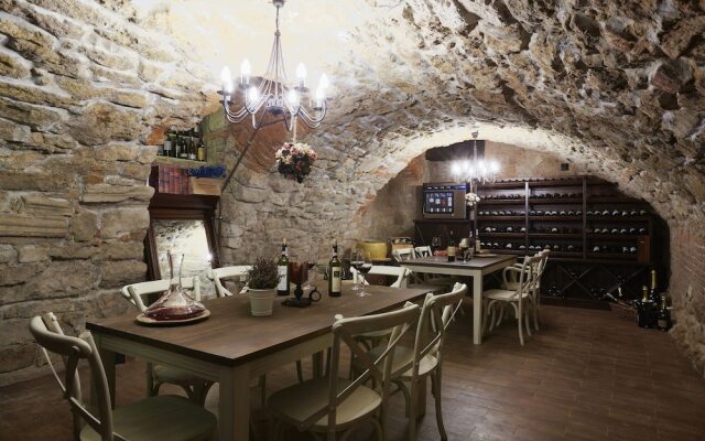 Vintage Boutique Hotel