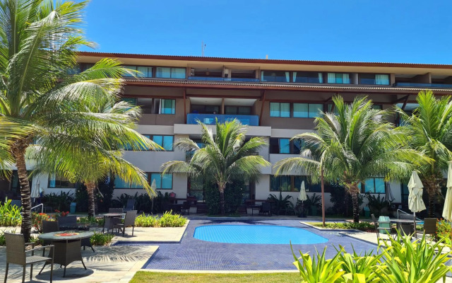 NUI Supreme Beach Living