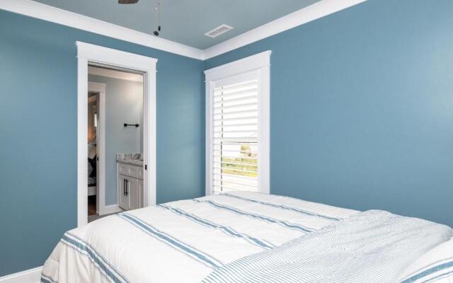 The Sandcastle by Oak Island Accommodations