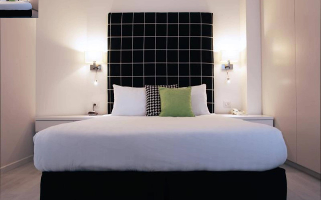 Best Western Regency Suites
