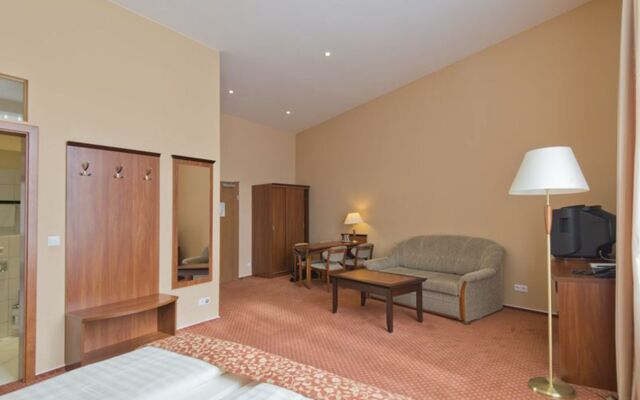 Rewari Hotel