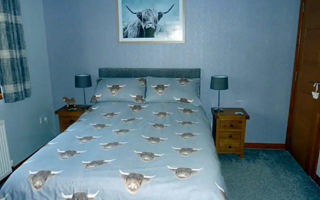 Inverness. Private double room with en suite. Room only.