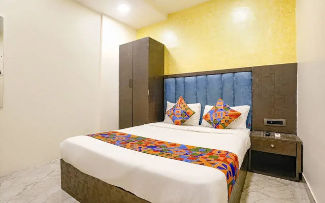 Fabhotel Priceless