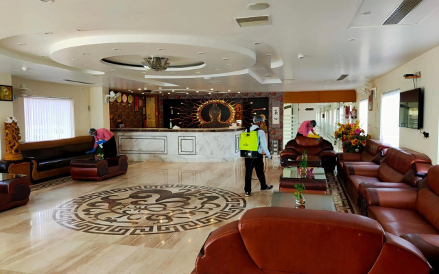 Hotel Anand International
