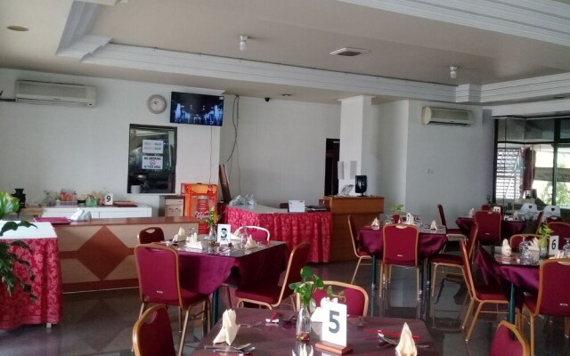 Hotel Sendang Sari
