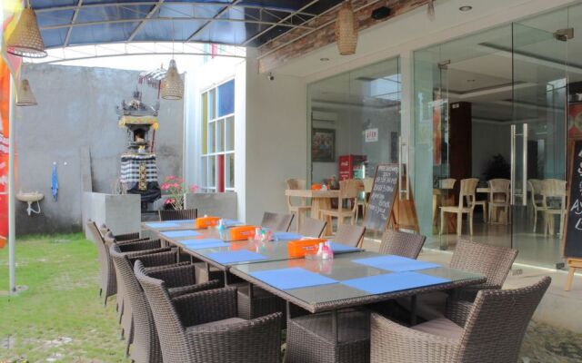 Airy Seminyak Kerobokan Kesambi Raya 300 Bali