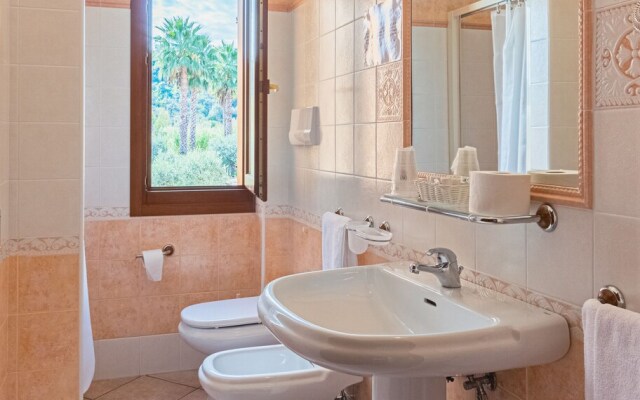 Idyllic Residence Cala Viola T6 2 Bedroom Apartment Sleeps 6 Persons