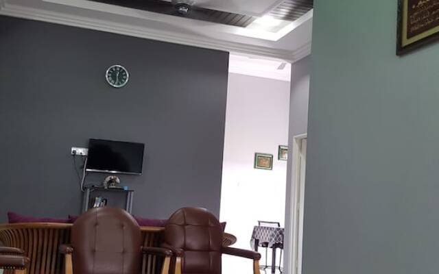 JF Wadi Sofea Homestay