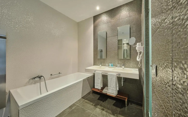 Hotel Spa Villa Nazules