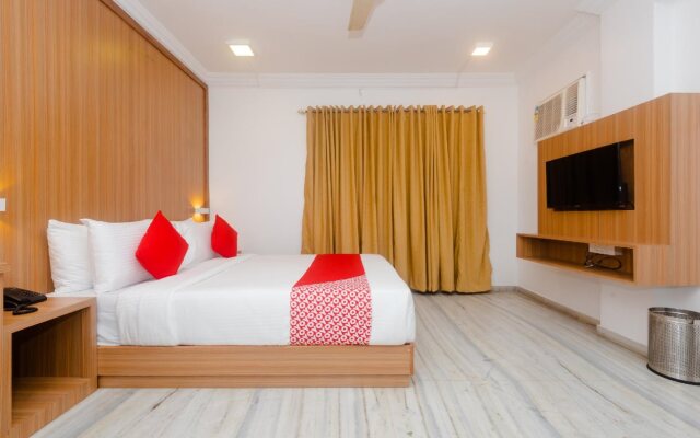 Aviva Lite By OYO Rooms