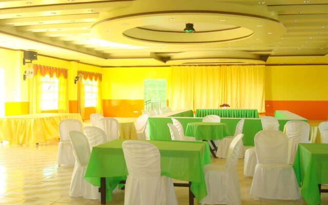 Riverview Royale Hotel