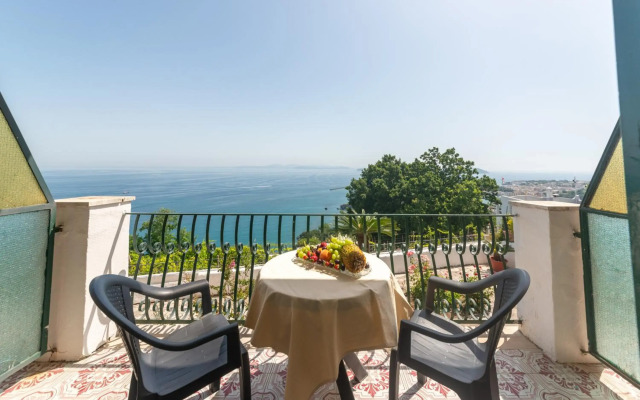 Hotel Villa Ireos