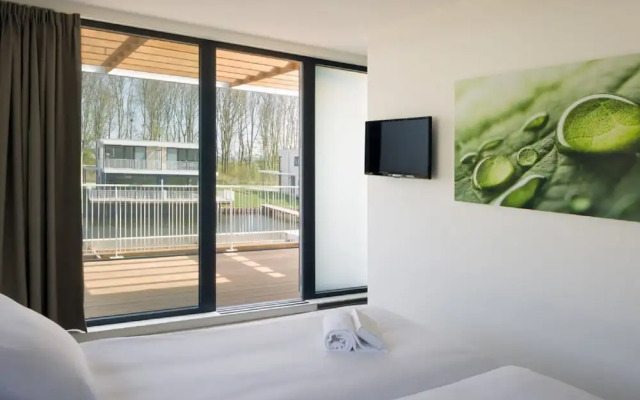 Luxury Villa With Jetty, at the Veerse Meer