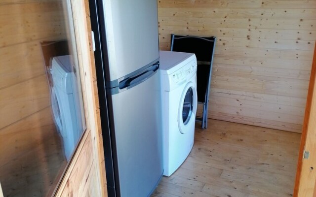 Immaculate 2-bed Log Cabin Near Portmahomack &tain