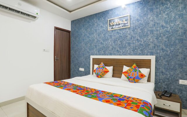 Fabexpress Vinayak Palace