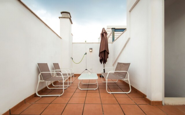 Holidays2Malaga Juan de Mena Apartments