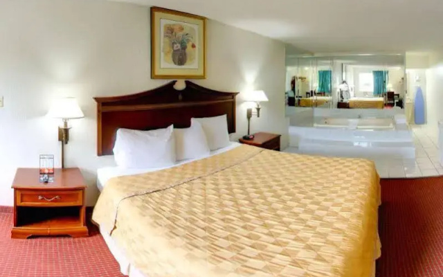 Econo Lodge Oyster Point