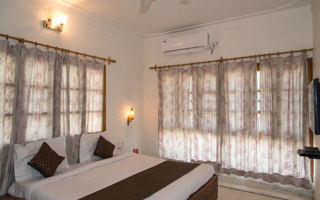 OYO 10412 Home Exotic Villa near Govardhan Vilas