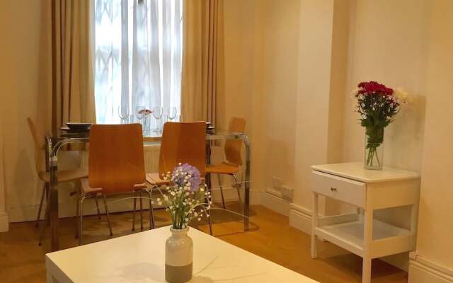 Stylish Apartments in Victoria & Westminster