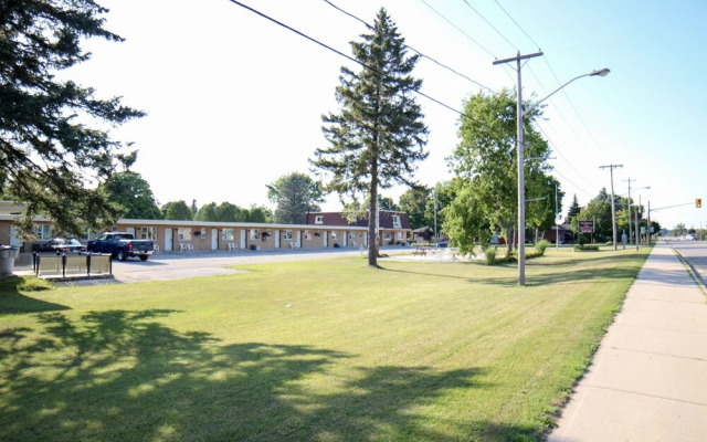 Walkerton Inn Motel