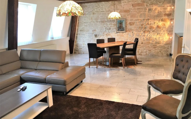 Ariba Aparthotel