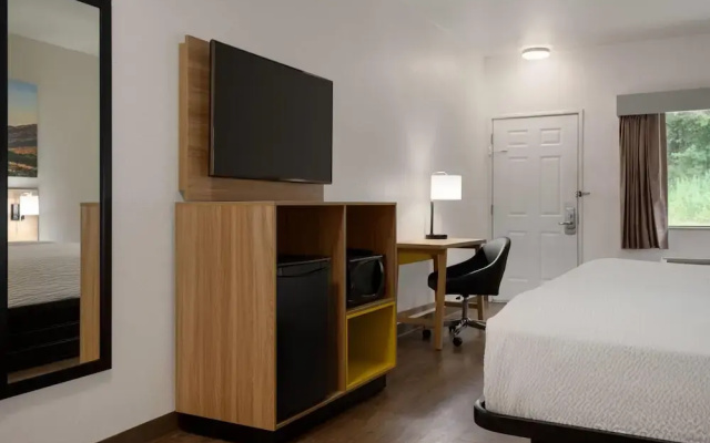 Days Inn By Wyndham Lexington