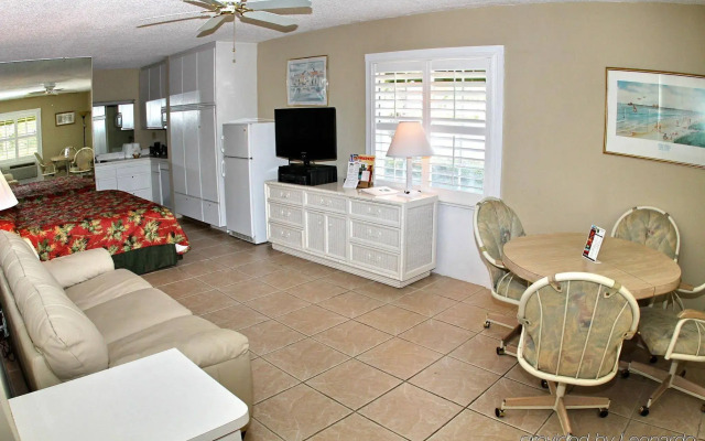 Gulfcoast Inn Naples