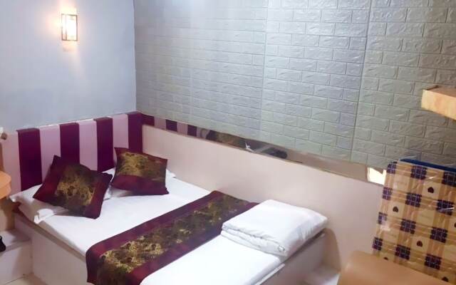 Royal Capital Hotel
