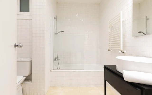 Ab Berlin Les Corts Apartment