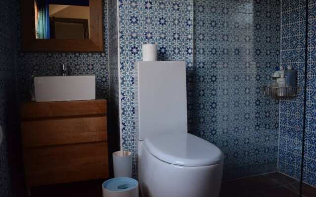 2 Bedroom House In The Heart Of Angel