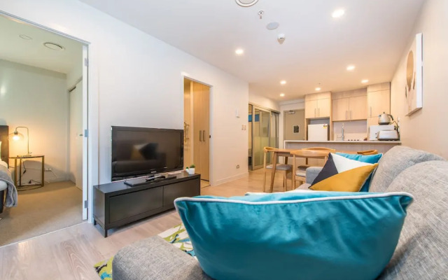 JHT - 2 BRM Apartment Level 7, Opposite to SkyTower