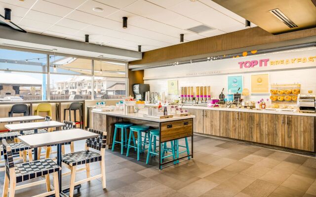 Tru By Hilton Midland