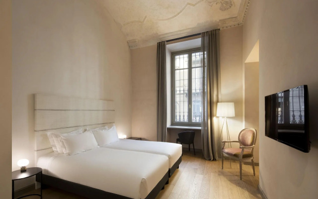 Opera 35 Boutique Hotel