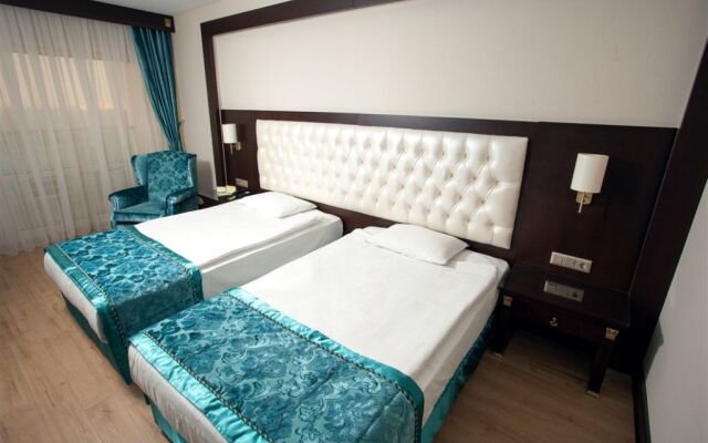 Ege Palas Business Hotel