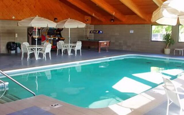 AmericInn Lodge & Suites Green Bay West