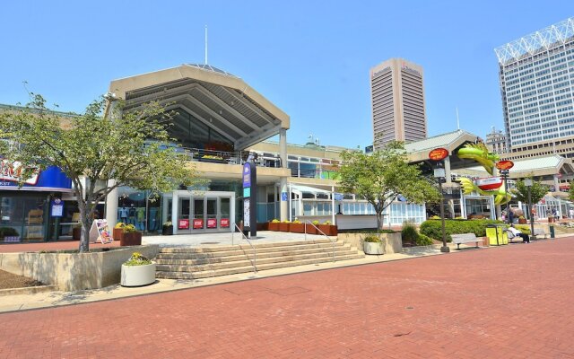 Lancaster Square by Bridgestreet