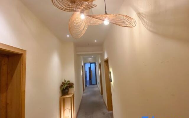 Xiangfeng Chuanshe Hotel