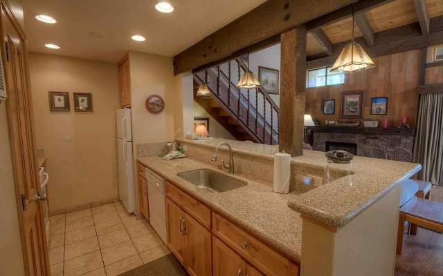 Bear Lake Hideaway 3 Bedroom Condo by RedAwning