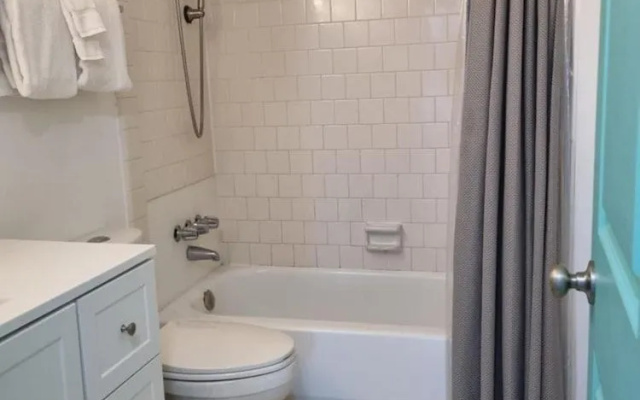 Aqua Villa 302