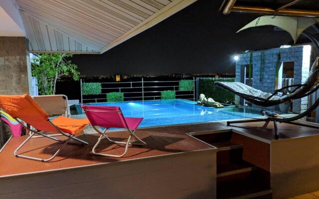 Hi life Hotel