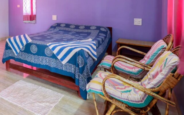 Goroomgo Laximi Guest House Goa