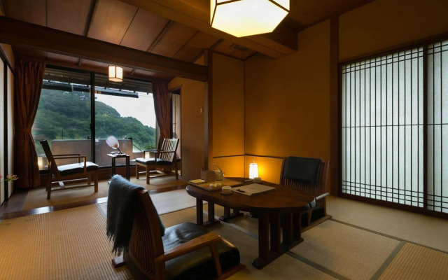 wa-tei Kazekomichi