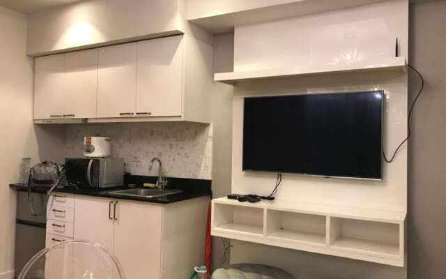 Two Seasons At Grace Residences