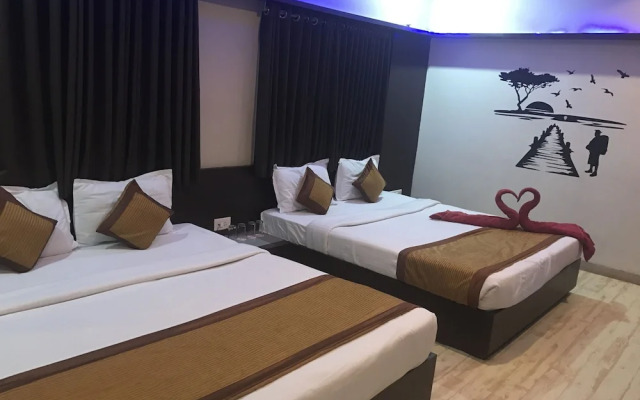 FabHotel Bee Town A.B Road